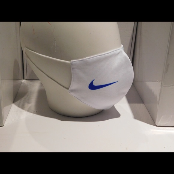 England Supporters Face Coverings - Picture 3 of 3